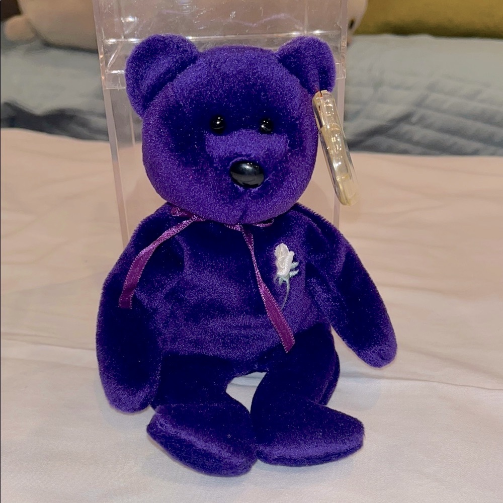 Ty Beanie Baby Princess Dianna Purple Plush Bear with Heart Tag